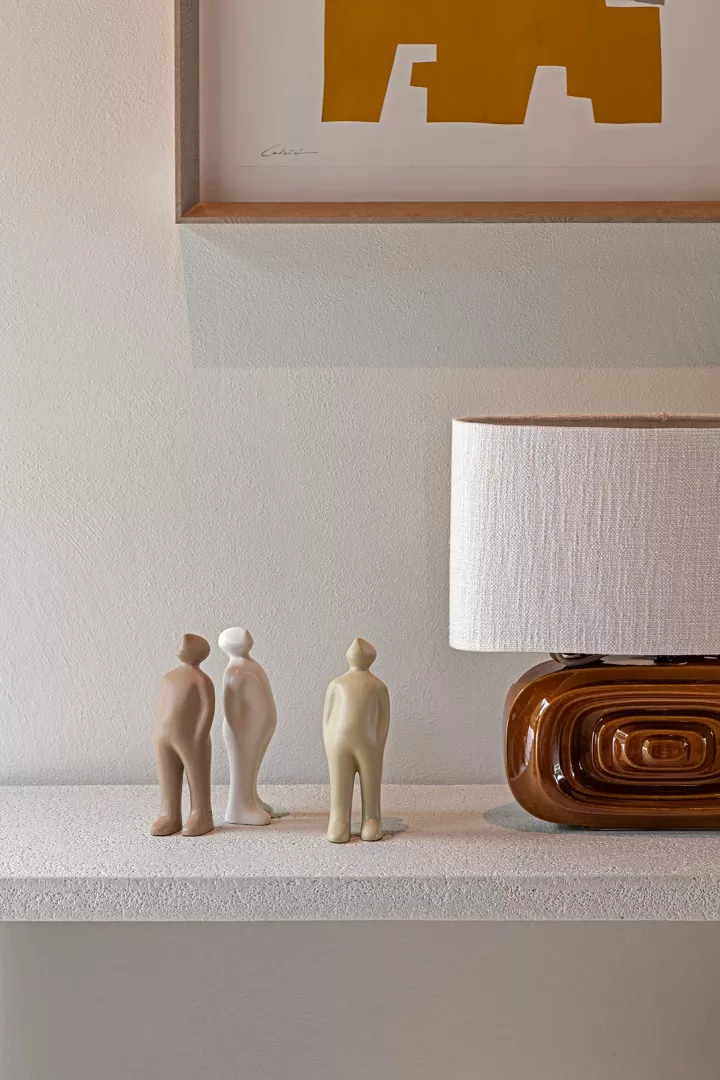 Statuettes The Visitor